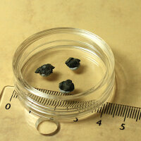 3 Chips MeteoriteTatahouine - Diogenite from Tunisia - 0.46g together
