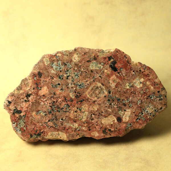 Sorsele-Granit Nordisches Geschiebe aus der Niederlausitz poliert ca. 7x3,5cm