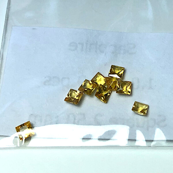 Lot of 9 Sapphires yellow princess cut min. 1.0 Carats approx. 2.5mm heated natural