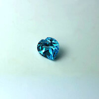 Swiss Blue Topaz heart shaped approx. 1 Carat treated...